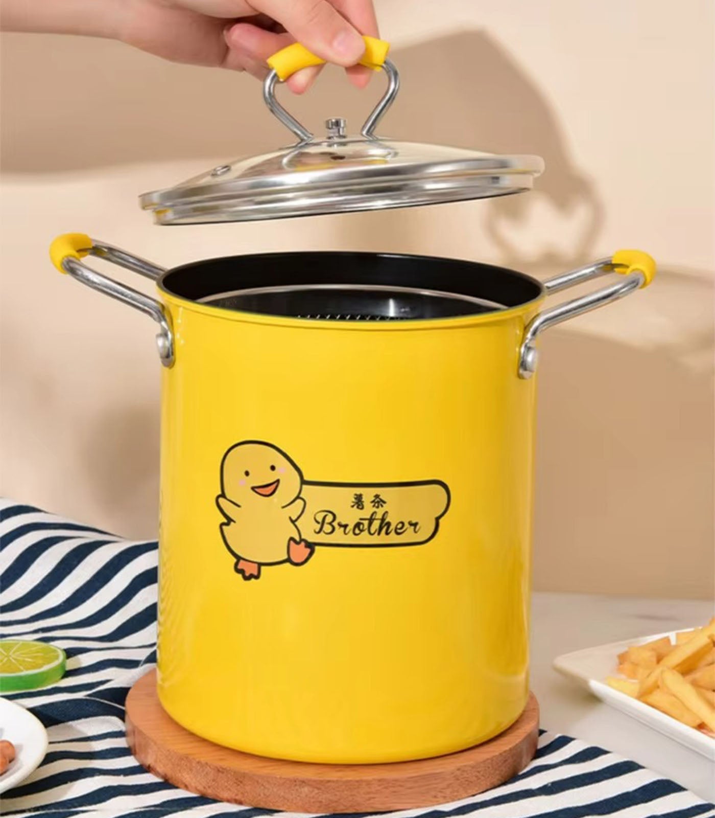 Cast Iron Deep Fryer Pot with Rack, Glass Lid, and Oil Filter – Non-stick Frying Pan for Fried Chicken, French Fries &amp; More