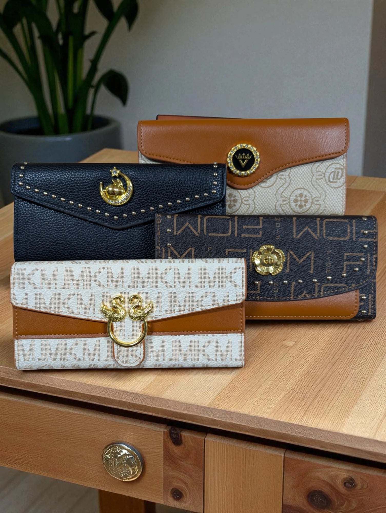 Chic & Versatile Women's Long Wallets - Multi-Design Collection