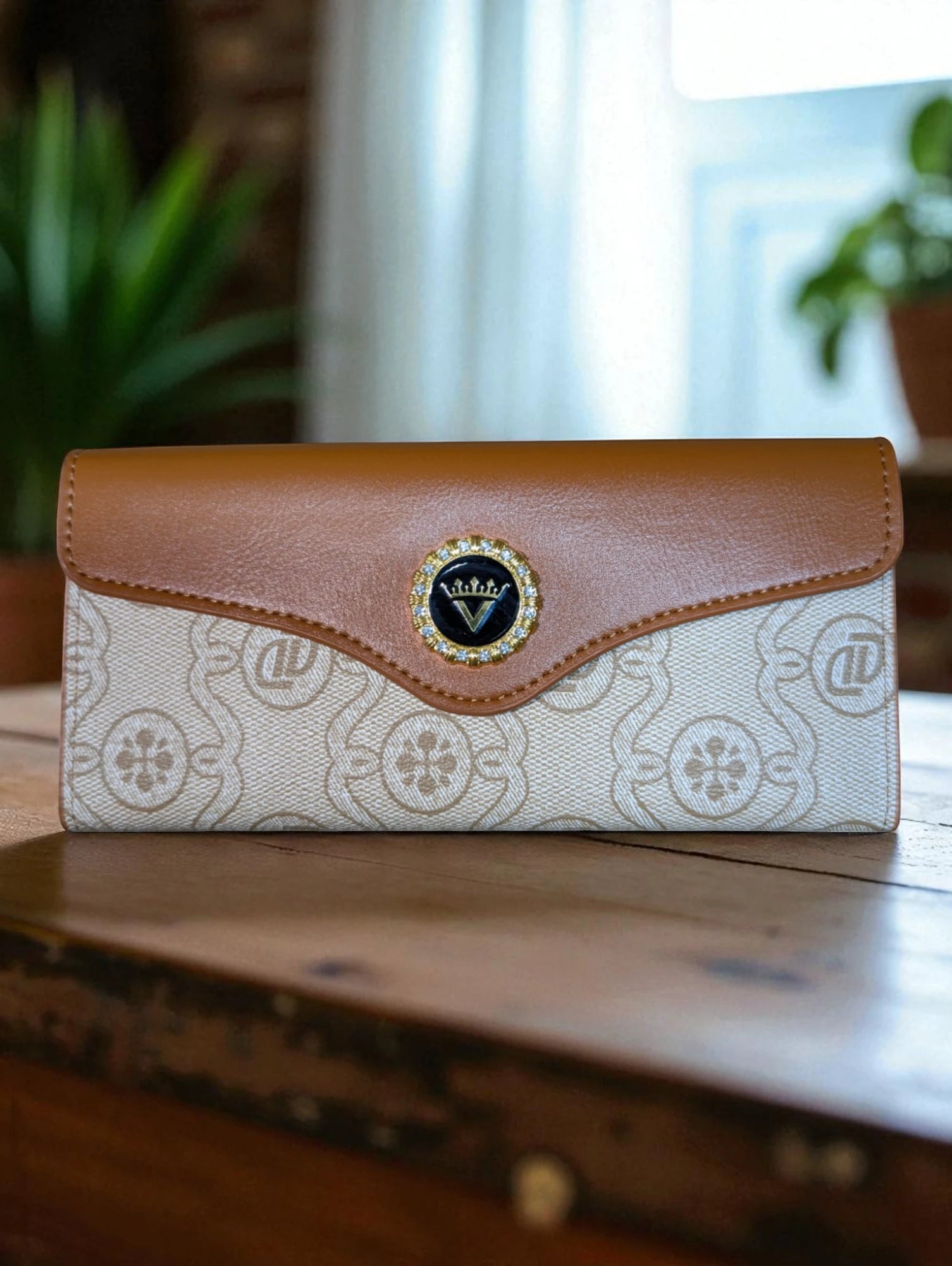 Chic & Versatile Women's Long Wallets - Multi-Design Collection