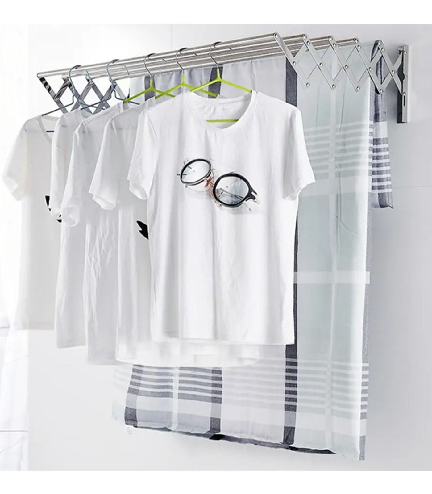 Collapsible Wall Mounted Cloth Hanger