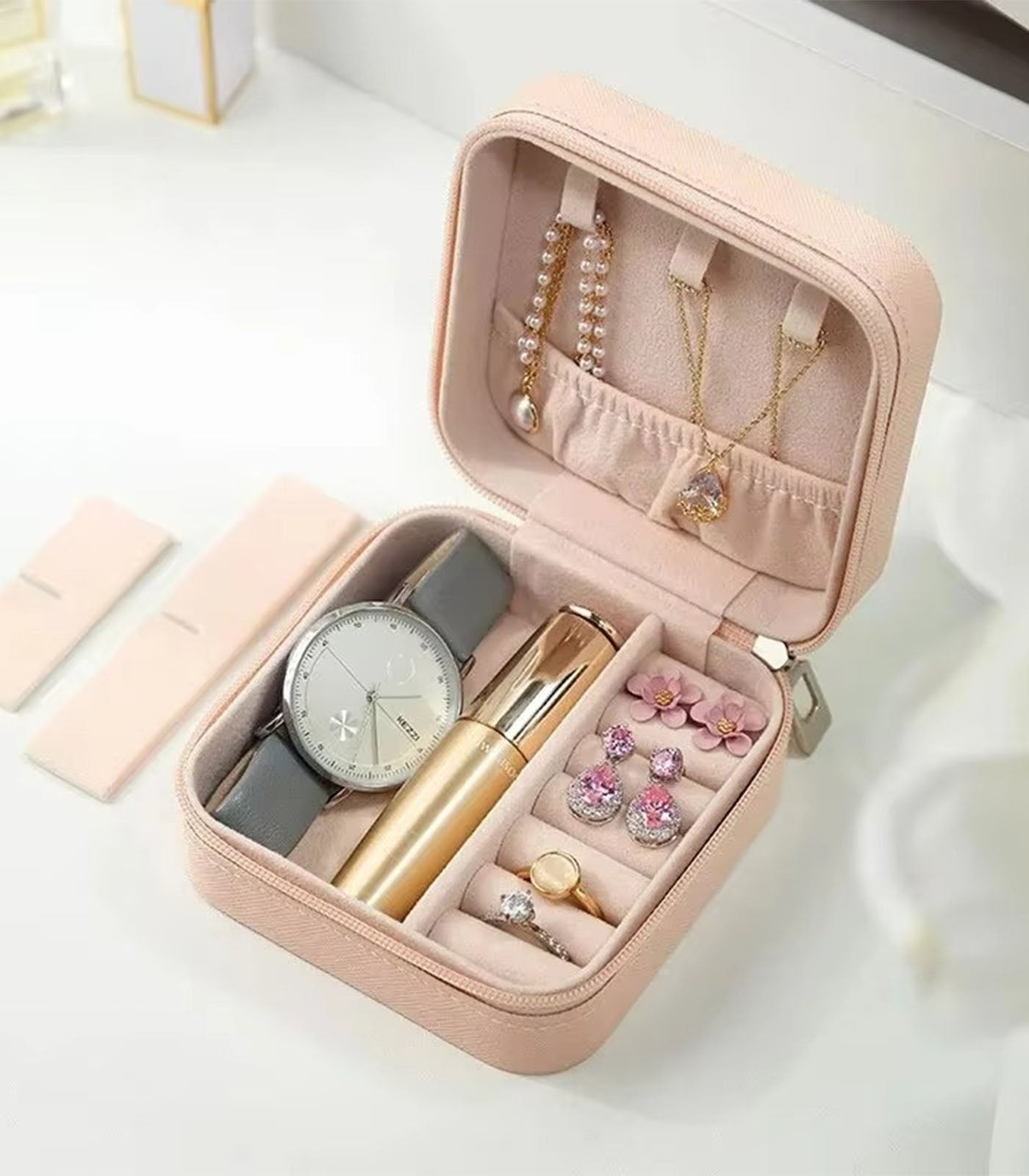Travel Jewelry Case– Portable PU Leather Organizer for Necklaces, Earrings &amp; Rings