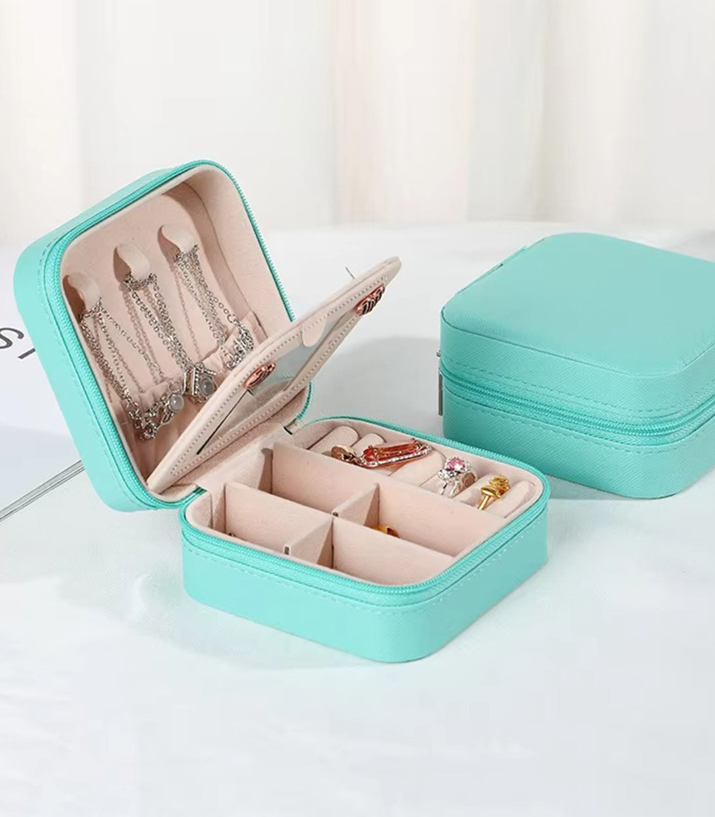 Travel Jewelry Case– Portable PU Leather Organizer for Necklaces, Earrings &amp; Rings