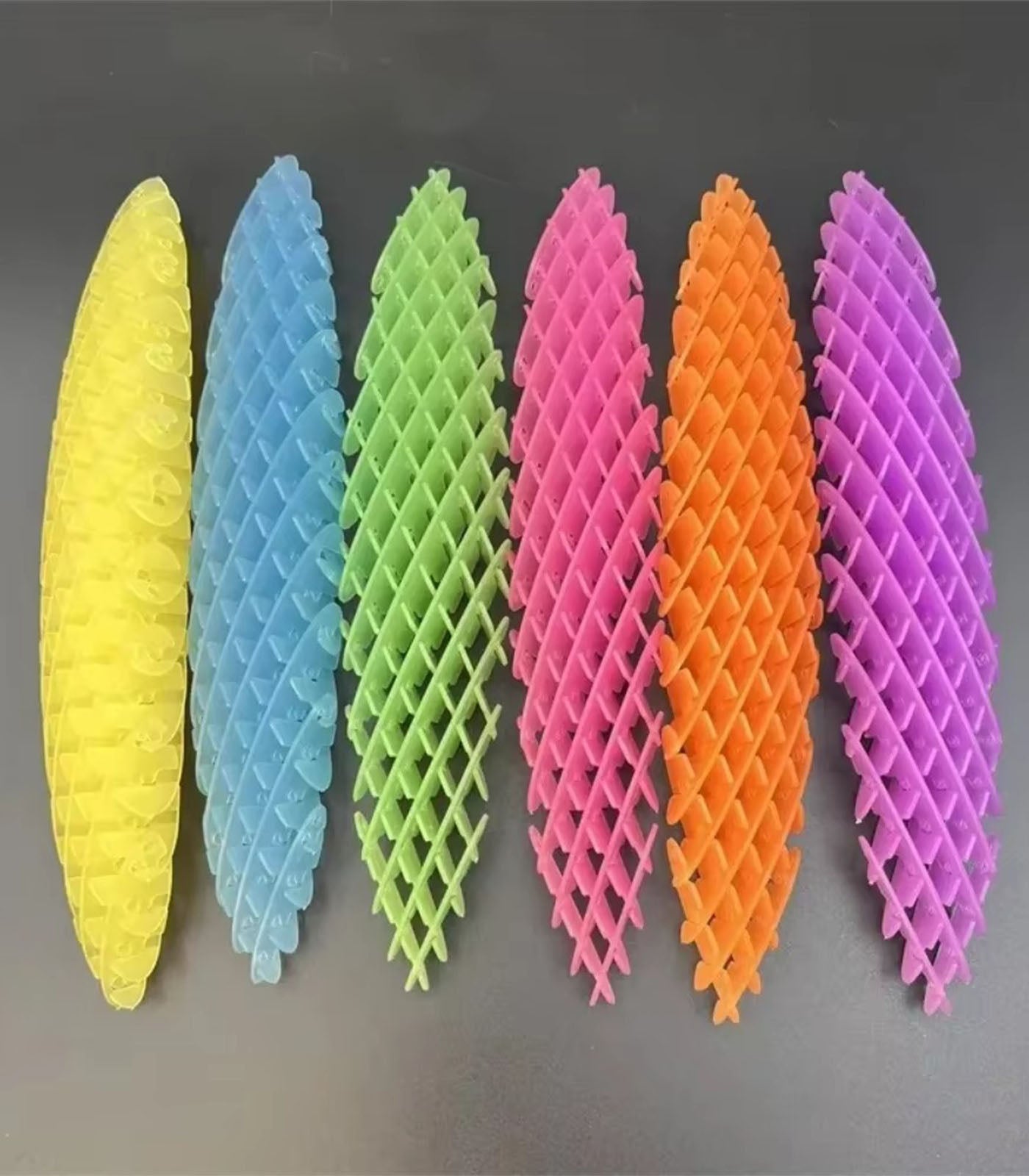 Uncatchable Elastic Net 3D Decompression Fidget Toy – Parent-Child Interactive Bouncing Elastic Puzzle for Kids