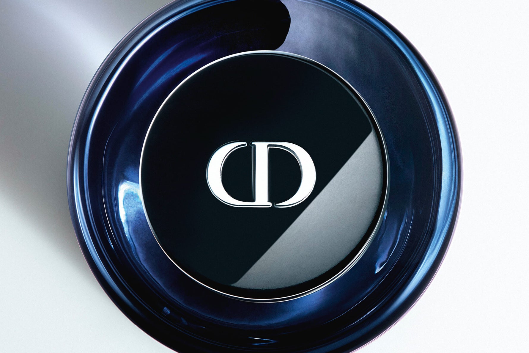 Christain Dior Sauvage Eau de Parfum – Luxury Long-Lasting Men’s Fragrance
