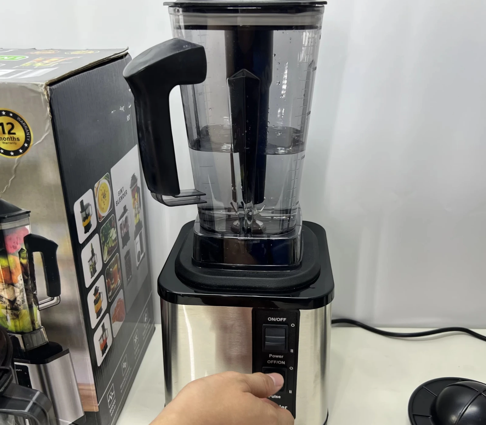 8-in-1 Heavy Duty Blender & Food Processor – 9500W Electric Mixer, Grinder & Juicer, 2.5L Glass Jar – Crest Silver Bardefu